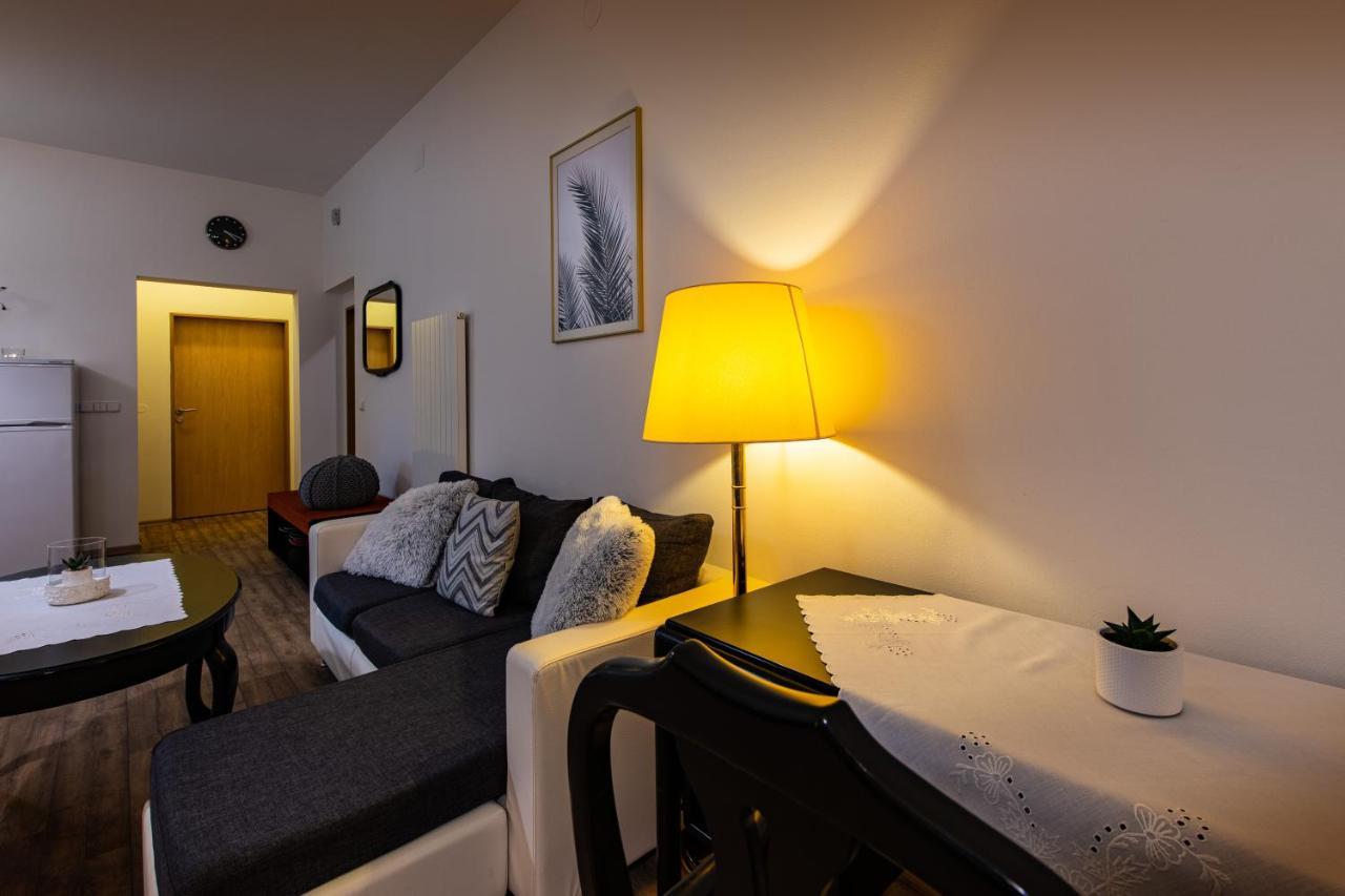 Apartman U Krizku イフラヴァ エクステリア 写真