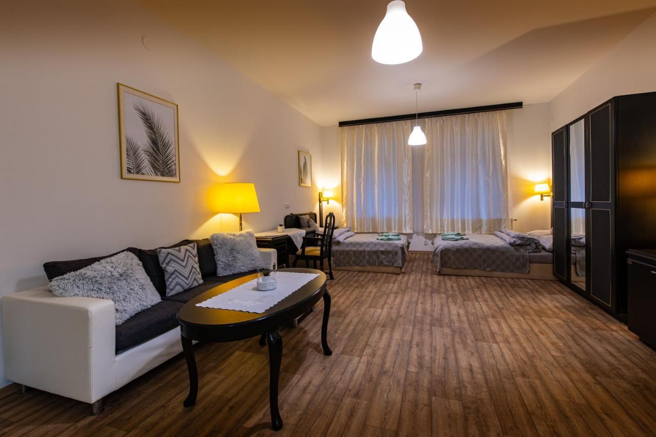 Apartman U Krizku イフラヴァ エクステリア 写真