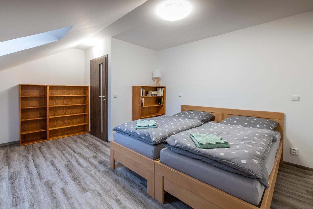 Apartman U Krizku イフラヴァ エクステリア 写真